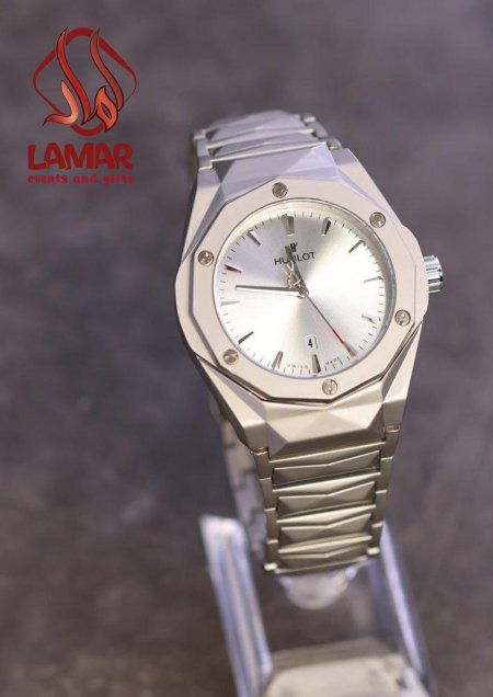 ساعة يد شبابية من HUBLOT